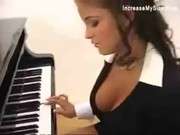 Секс на пиани